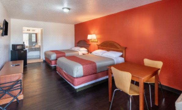 Motel 6 Montgomery, Al - Coliseum