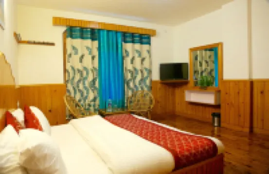 Hotel Rishi Palace