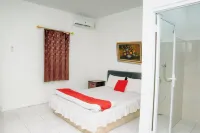 Villa CHR Syariah Hotels in Landasan Ulin Utara