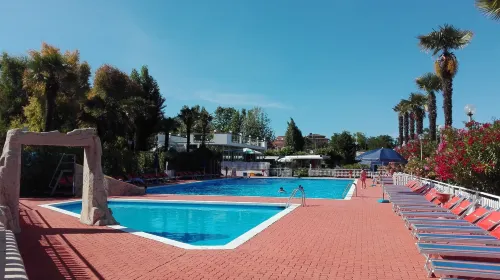 วิลลาจโจแคมปิ้ง กอสตาดาร์เจนโต - โฮมสเตย์