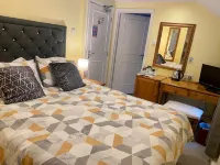 The Farmers Arms Hotels in Saint Minver Lowlands