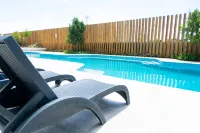 Rydges Gold Coast Airport - Pools