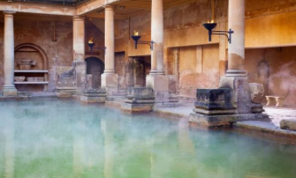 Hiding Space Westgate Apartments - Housity