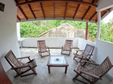 SurfBayVilla Hotels in Dikwella