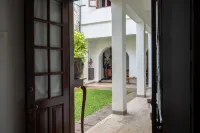 42 Lighthouse Street Hotels near Flag Rock Bastion | Galle Dutch Fort