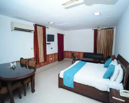 Hotel Moon Hotels in Hisar