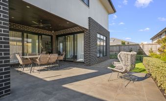 Werribee Gem Luxe Home Family Getaway 6Bed Netflix