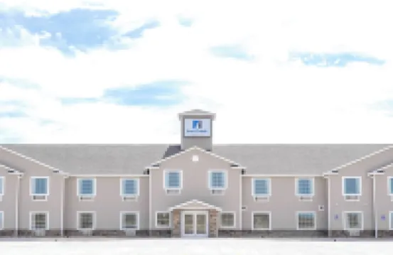 Iron Creek Inn & Suites