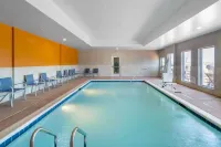 La Quinta Inn & Suites by Wyndham Louisville NE/Old Henry Rd Hotel di La Grange