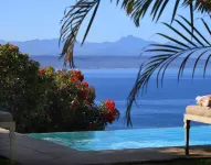 Ocean Watch Guest House - Beach