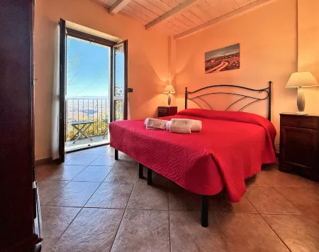 Agriturismo Cantine Bevione - Family Apartments Отели в г. Belvedere Langhe