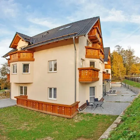 Na Wilczej, Sun & Snow