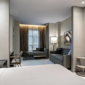 The Row Hotel at Assembly Row, Autograph Collection