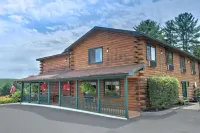 Super 8 by Wyndham Lake George/Warrensburg Area Hotels in Lake George