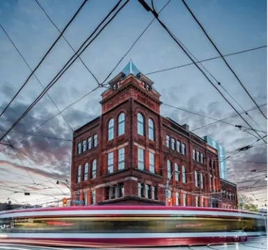 The Broadview Hotel Hotels near The Distillery District