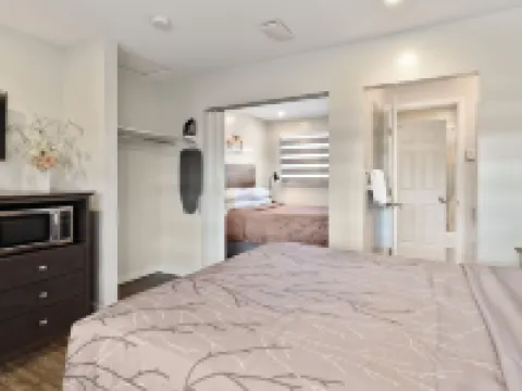 Oasis Inn Hotels in Kelowna