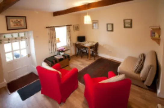 The Cottage at Weston Lawn