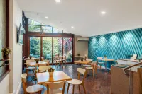 Cremorne Point Manor Hotels in Cremorne Point