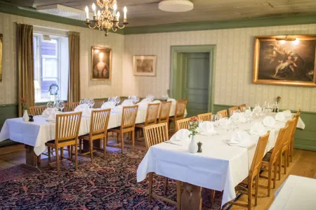 Grythyttans Gästgivaregård Отели в г. Grythyttan