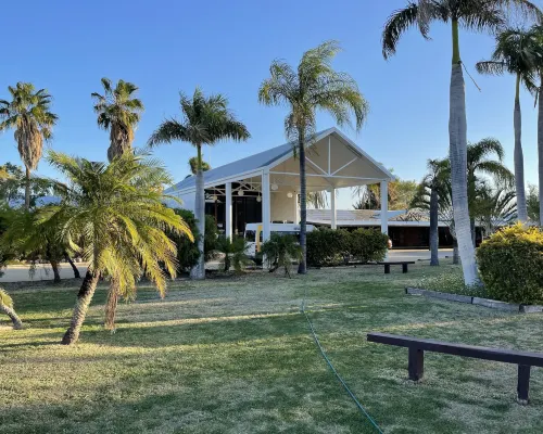 Albert Park Motor Inn - Oil Friendly Price Hotels in Longreach