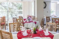 Three Steers Hotel Hotels in Meru