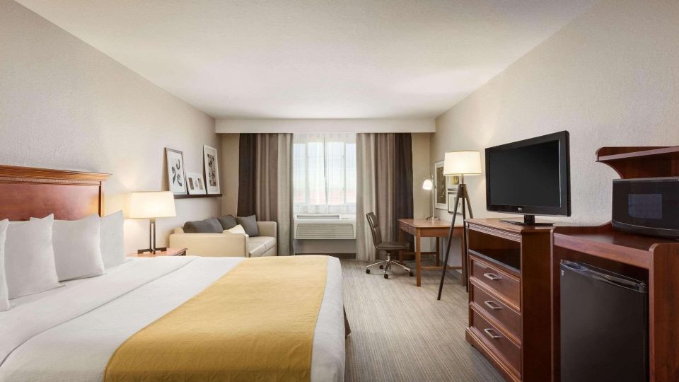 Country Inn & Suites by Radisson, Sidney, NE