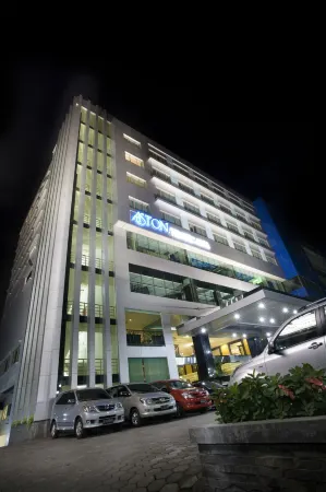 Aston Tropicana Hotel Bandung Отели рядом с достопримечательностью «Бандунгский технологический институт»