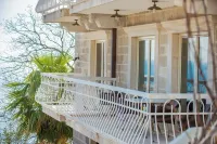 Pietra Mare Apartments - Motels