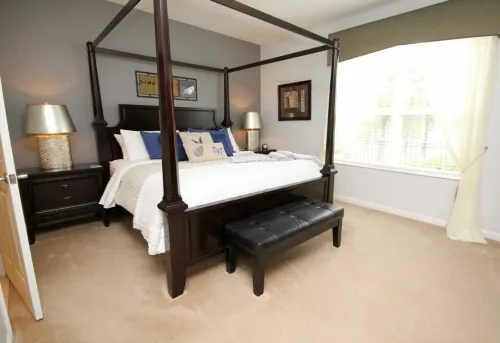 Lake View Paradise 3 Bedroom Condo by Redawning