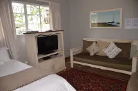 Stoep Cafe Guest House Hotels in Komatipoort