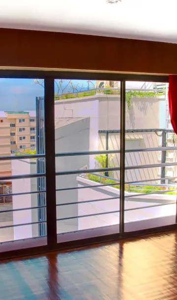 ห้องแกรนด์ เตียงใหญ่ 1 เตียง