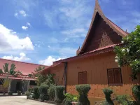 Reurn Thai Resort Ratchaburi Hotels in Damnoen Saduak