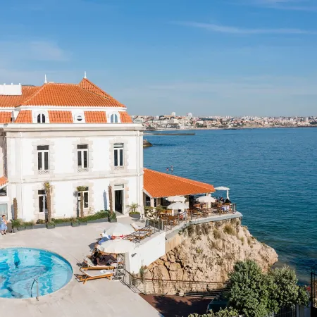 The Albatroz Hotel