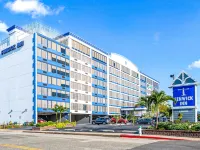 Fenwick Inn Hotels near Northside Park