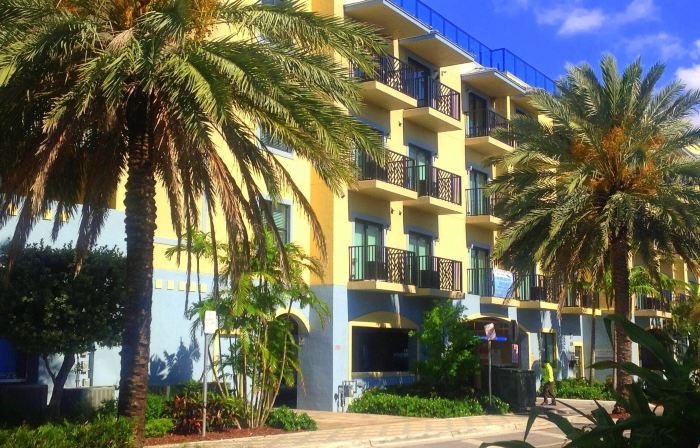 Vistalmar Beach Resort