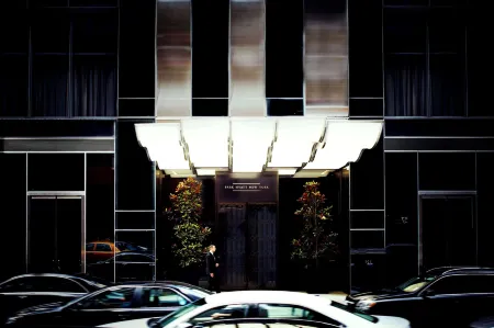 Park Hyatt New York Отели рядом с достопримечательностью «Institute for the Study of the Ancient World at NYU»
