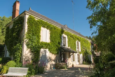 Le Moulin de la Follaine Hotels in Loches