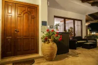 Apartments Bazar Hotels in Doni stoj
