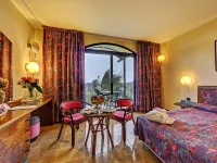 Hotel Caesar Palace فنادق في Trappitello