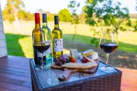 Narangba Motel (Formerly Brisbane North B&B and Winery)