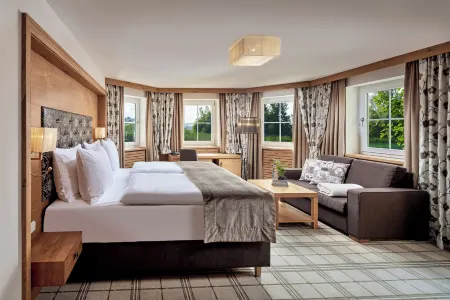 Wellness- & Sporthotel Jagdhof Отели в г. Маут