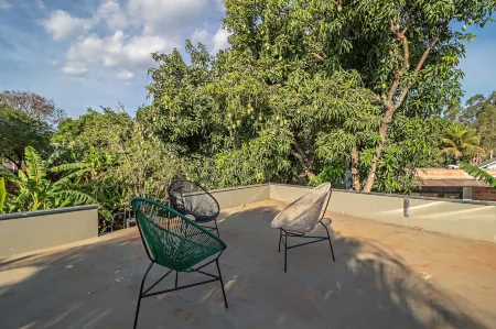 Suítes No Quintal Отели в г. Бротас