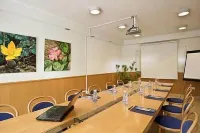 Jagelló Business Hotel فنادق في Budaors