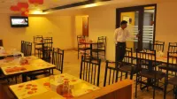 Nayagara Hotel - พร้อมระเบียง
