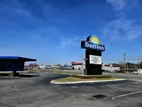Days Inn by Wyndham Washington - 2 Sao