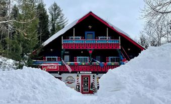 Grunberg Haus Inn & Cabins - Housity