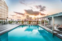 Roxon Urban Ramat Gan - piscine