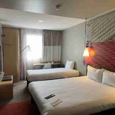 Ibis Cahors Rooms