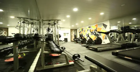 The Parisian Hotel Отели рядом с достопримечательностью «Рынки Бейрута (Суки)»