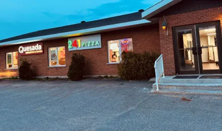 Thriftlodge Cochrane South Отели в г. Кокран